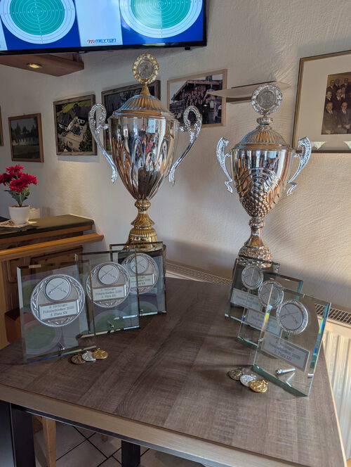 Hellinger Loco-Soft Wanderpokal - Auszeichnungen